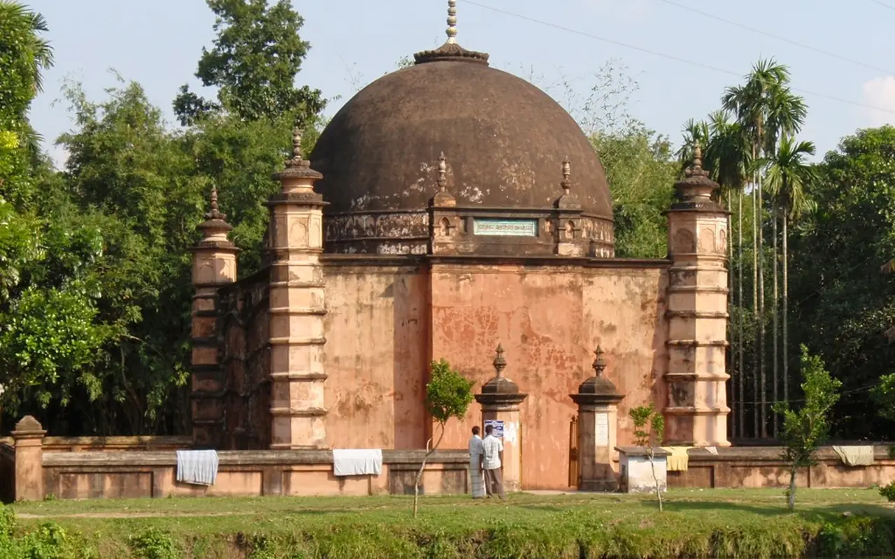 আতিয়া মসজিদ, টাঙ্গাইল