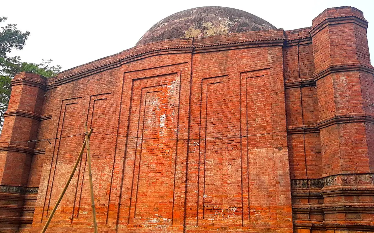 বারোবাজারের প্রাচীন মসজিদগুচ্ছ, ঝিনাইদহ