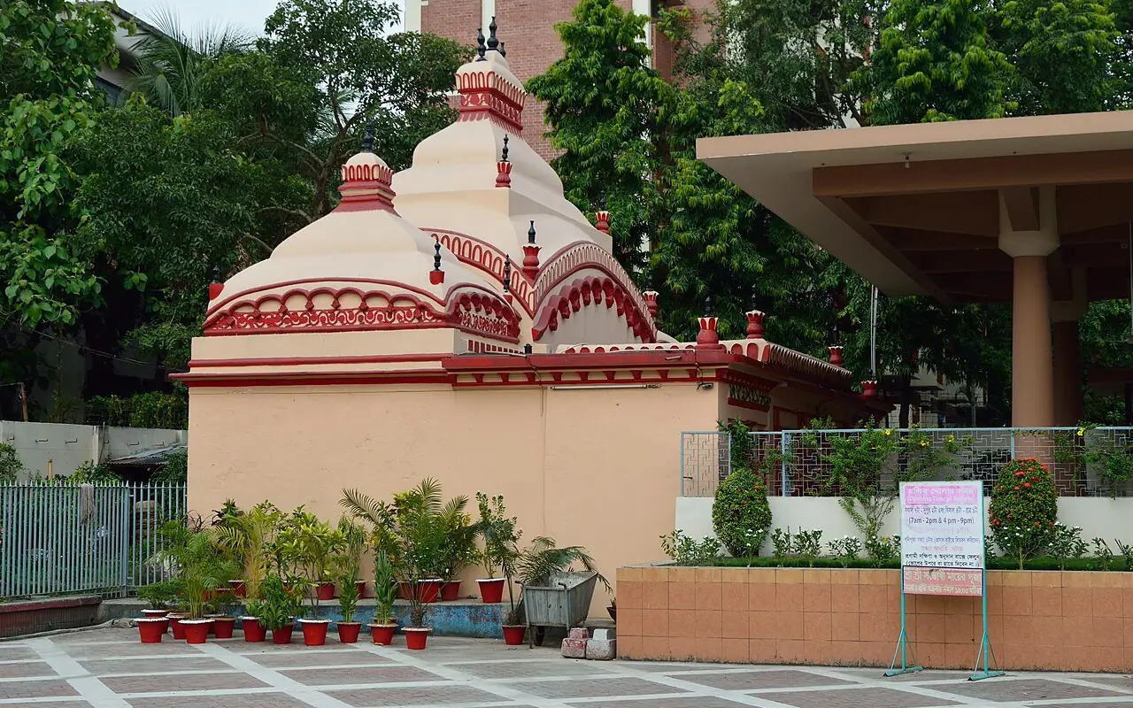 ঢাকেশ্বরী জাতীয় মন্দির, ঢাকা