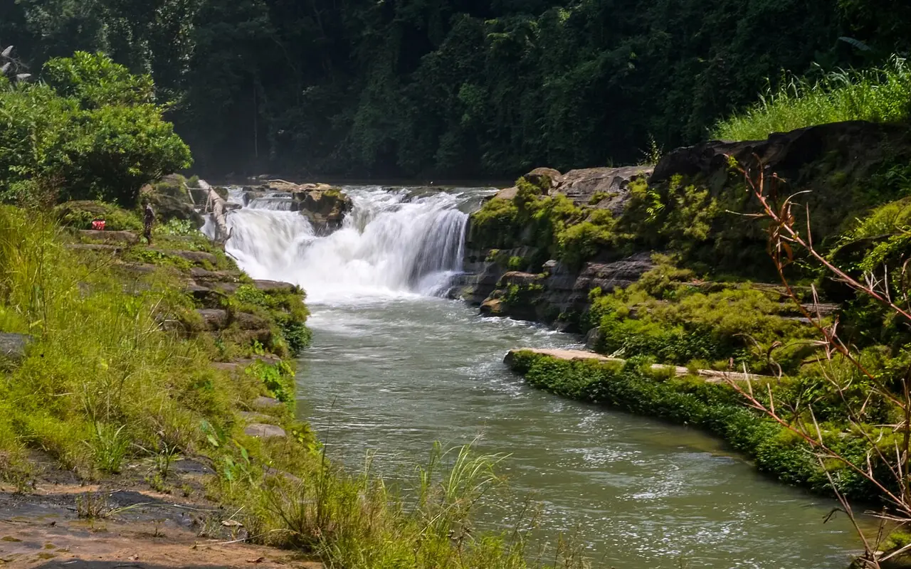 নাফাখুম জলপ্রপাত, বান্দরবান