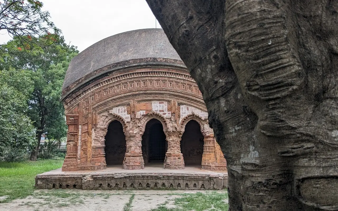 জোড় বাংলা মন্দির, পাবনা