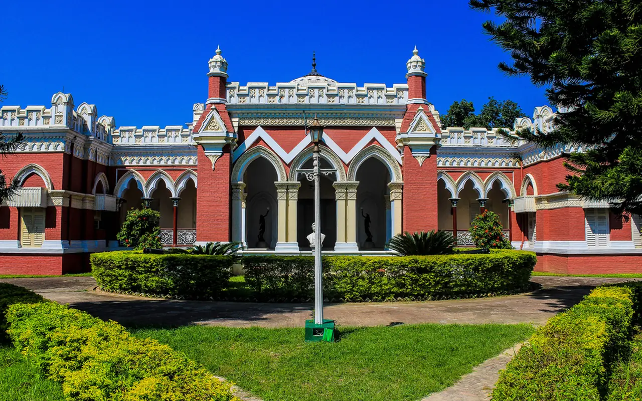 Dighapatia Palace (Uttara Ganabhaban), Natore
