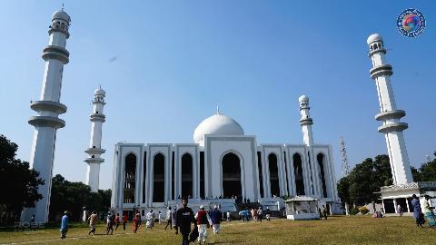 বিশ্ব জাকের মনজিল মসজিদ — ফরিদপুর