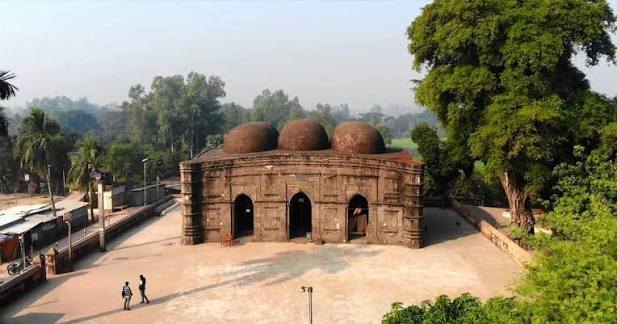 কুসুম্বা মসজিদ — নওগাঁ