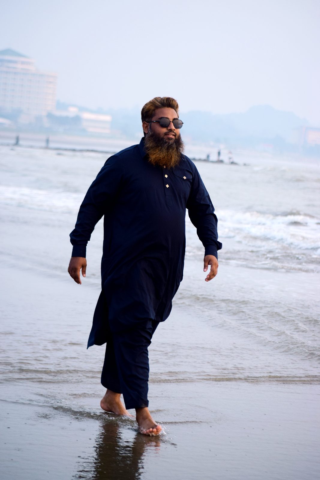কক্সবাজার ইনানী সি বিচ এ খুবই মনোরম পরিবেশ। একবার গেলে এখান থেকে আর ফিরতে মন চায় না — ইনানী সৈকত